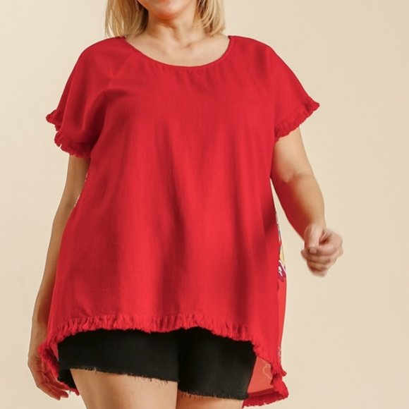 Umgee Plus Candy Apple Floral Back Fringe Hem Top - Picture 4 of 9